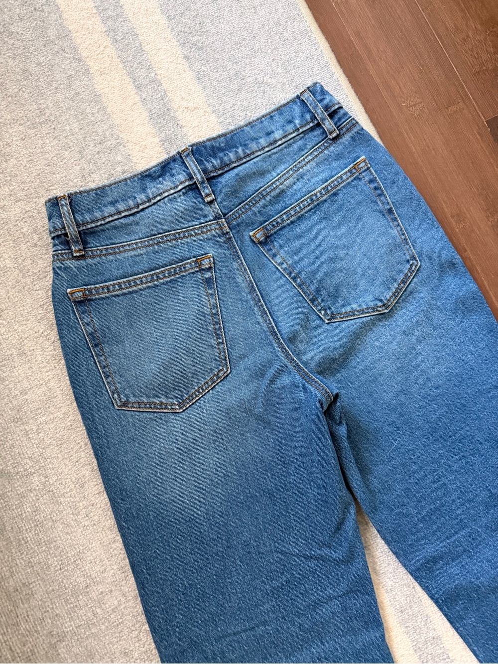 LOFT Rivete Petite High Rise Wide Leg Jeans in Vintage Dark Wash - Picture 12 of 14